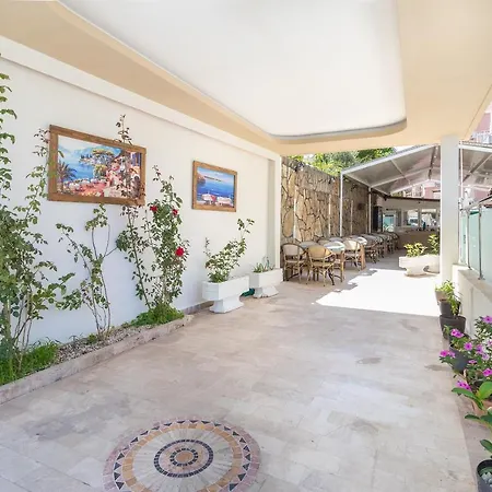 Near To Center And Apartment