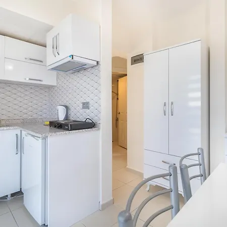 Star Apartment *