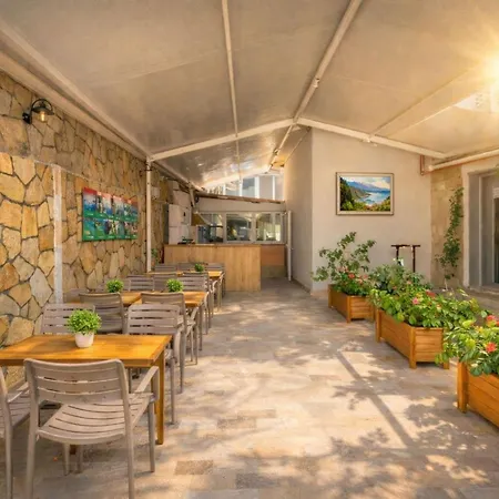 アパート Star マルマリス