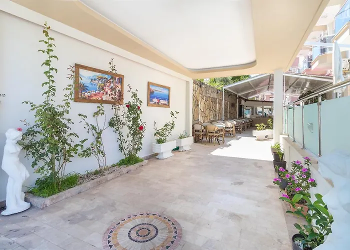 Star Apart Otel דירה